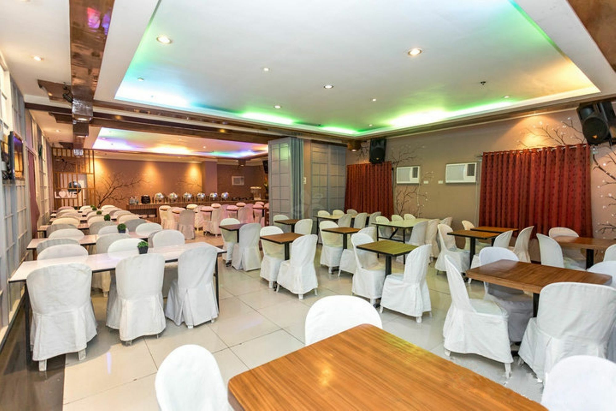 Urban Travellers Hotel Pasay Ngoại thất bức ảnh