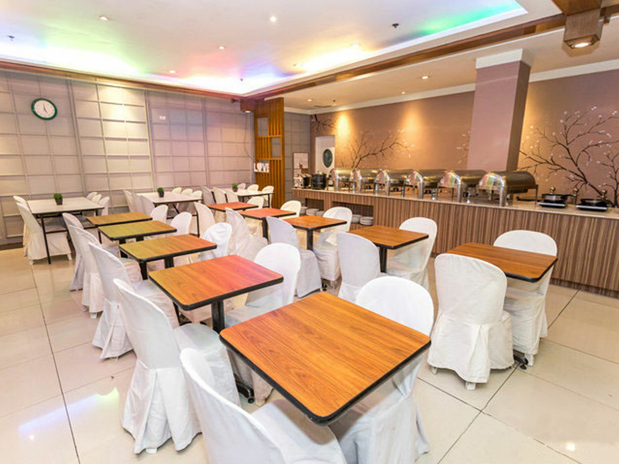 Urban Travellers Hotel Pasay Ngoại thất bức ảnh